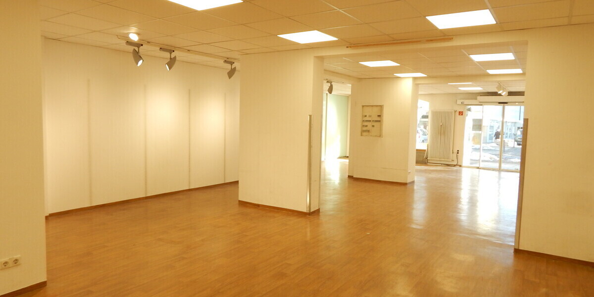 Einzelhandelsgeschäft in bester Lage in Freilassing zu verkaufen – Jetzt zugreifen! - Gewerbeobjekt Freilassing Freilassing | Angebot:22416672