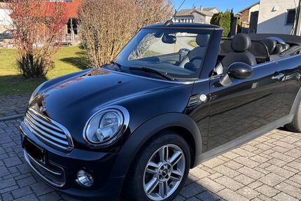 Mini Cooper Cabrio 147.000 km 8.950 &euro; Wonneberg 83379