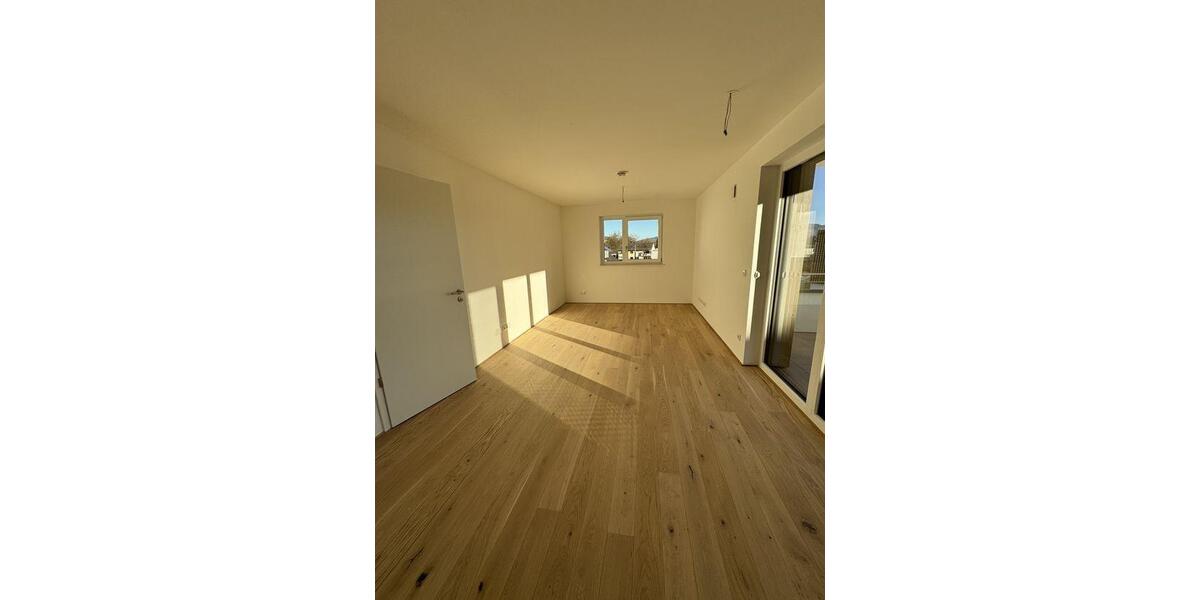 Etagenwohnung Freilassing - 2 Zimmer, 60 m&sup2;, 1.275&euro; | Angebot:26534451