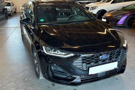 Ford Focus 25.749 km 21.700 &euro; Fridolfing 83413