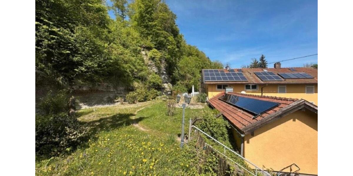 Einfamilienhaus Laufen - 7 Zimmer, 240 m&sup2;, 890.000&euro; | Angebot:27109727