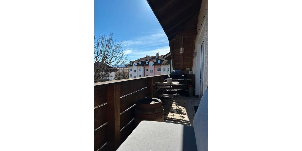 Etagenwohnung Traunstein - 3 Zimmer, 102 m&sup2;, 1.200&euro; | Angebot:26038533