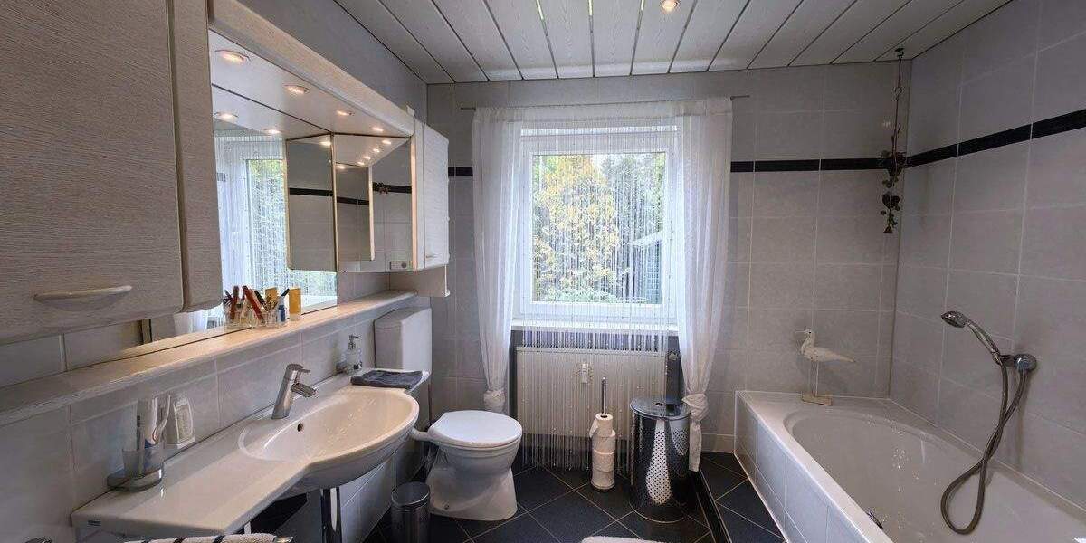 Mehrfamilienhaus, Wohnhaus Tacherting - 1 Zimmer, 250 m&sup2;, 669.000&euro; | Angebot:25667318