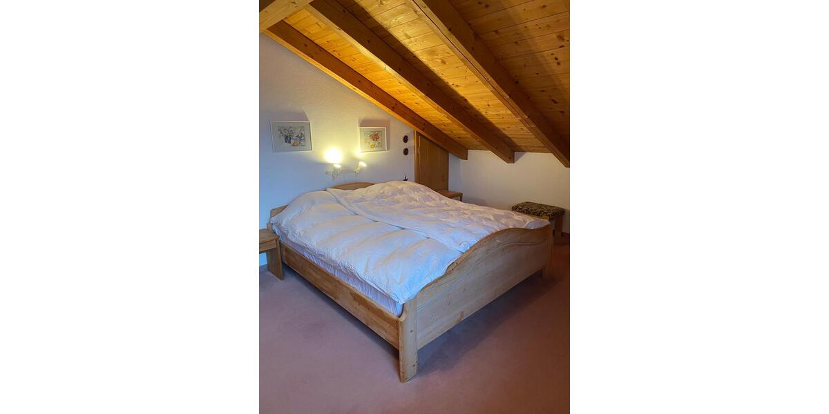 Dachgeschoßwohnung Chieming - 3 Zimmer, 95 m&sup2;, 720.000&euro; | Angebot:26766470
