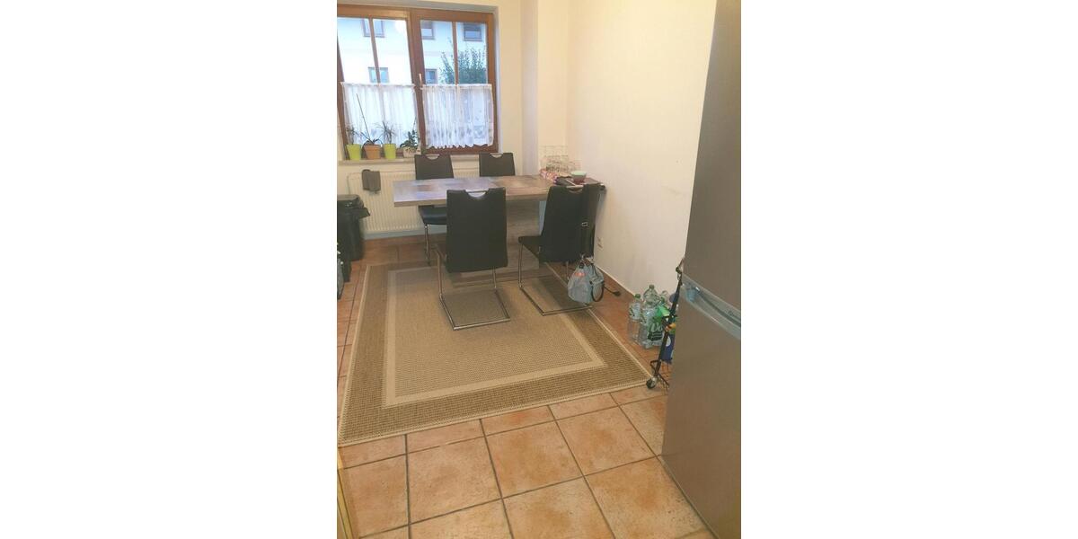 Etagenwohnung Kirchweidach - 2 Zimmer, 50 m&sup2;, 695&euro; | Angebot:27607972