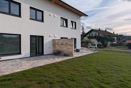 Haus Waging am See Fisching - 5 Zimmer, 170 m&sup2;, 2.200&euro; | Angebot:27617179