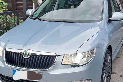 Skoda Superb 241.500 km 7.000 &euro; Freilassing 83395