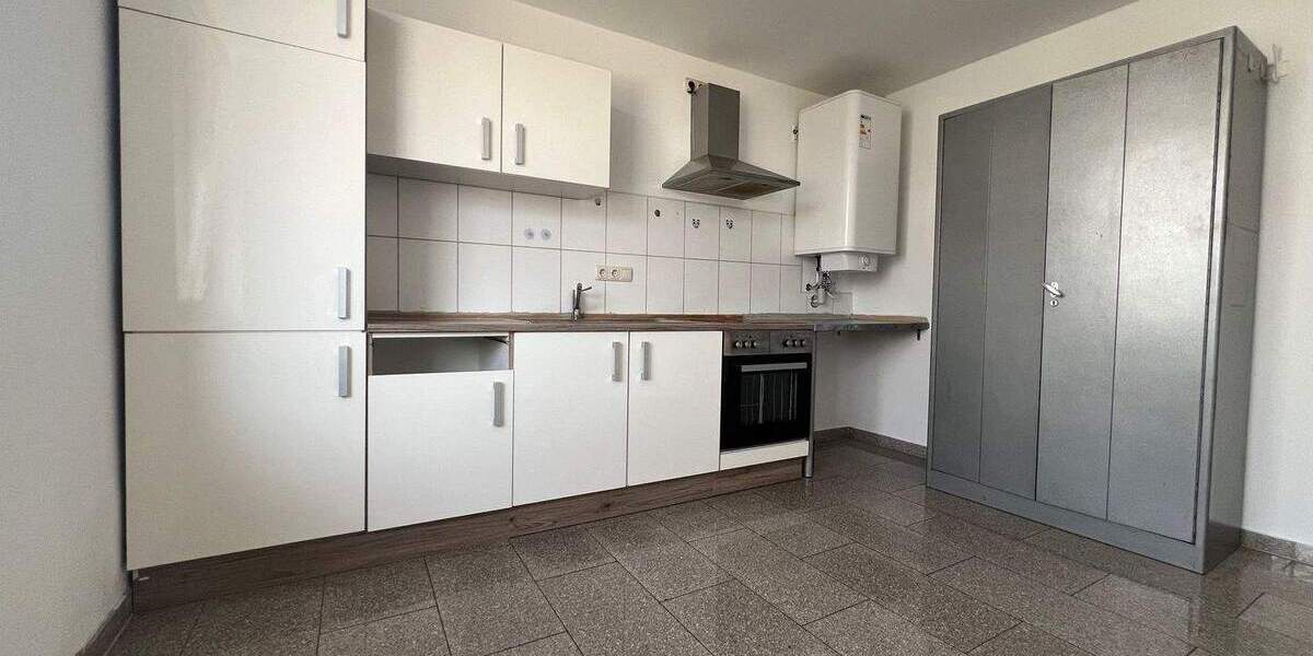 Etagenwohnung Traunstein Gemarkung Traunstein - 3 Zimmer, 92 m&sup2;, 1.090&euro; | Angebot:25696727