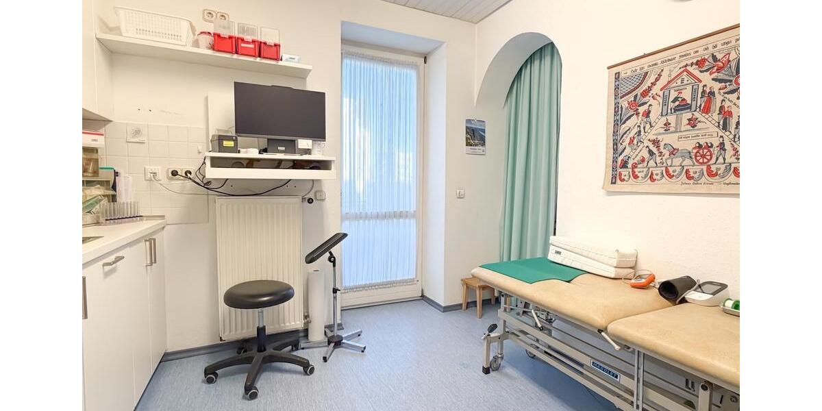 Gewerbeobjekt Traunstein - 1.700&euro; | Angebot:24680905