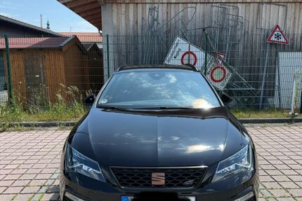 Seat Leon 90.500 km 20.700 &euro; Waging am See 83329