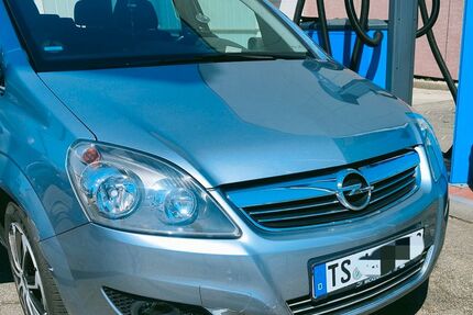 Opel Zafira 191.000 km 3.900 &euro; Traunreut 83301