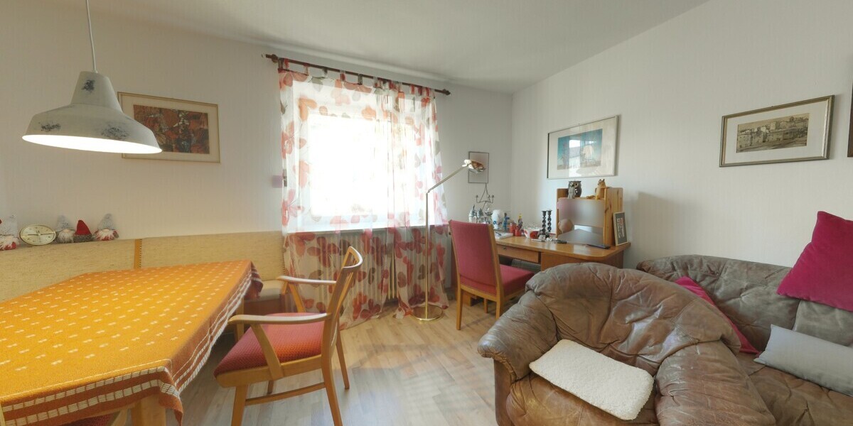 Einfamilienhaus mit Garten und viel Potential in Freilassing - Verkauf erfolgt im Bieterverfahren! - Einfamilienhaus Frailassing Freilassing | Angebot:27164035