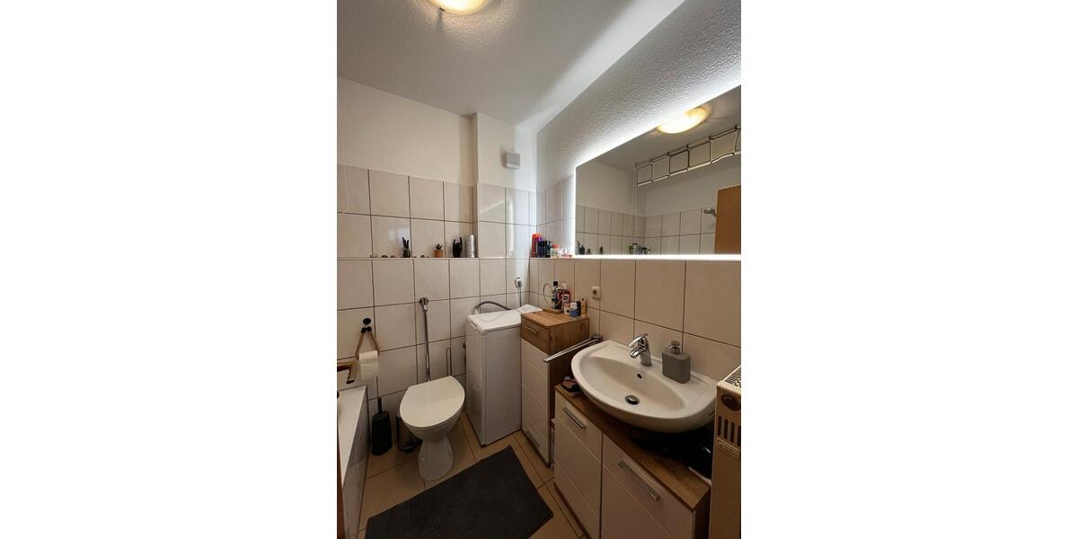 Dachgeschoßwohnung Kirchweidach - 2.5 Zimmer, 55 m&sup2;, 199.000&euro; | Angebot:25154265