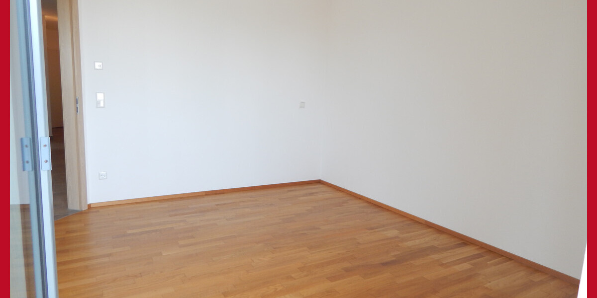 Anpruchsvolles Wohnen in bester Lage - 4 Zimmer Penthouse Wohnung in Freilassing - frei ab 01.10.26 - Einfamilienhaus Freilassing Freilassing | Angebot:27152365