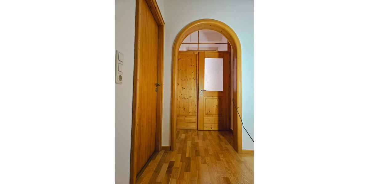 traumhafte Wohnung im ehem. kgl. bayr. Amtsgericht Tittmoning - 3- Tittmoning | Angebot:26014243
