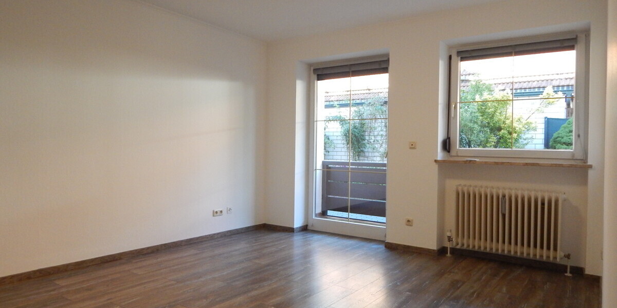 2-Zimmer-Wohnung in Freilassing mit Balkon & Holzofen – gepflegt und vermietet - Erdgeschoßwohnung Freilassing Untereichet | Angebot:27453354