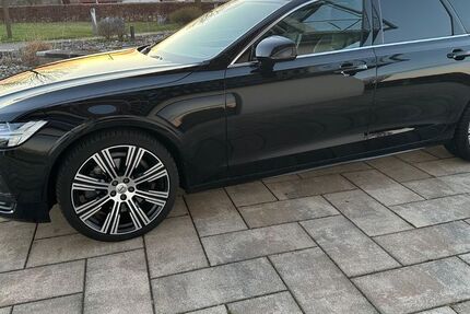 Volvo V90 59.000 km 29.300 &euro; Übersee 83236