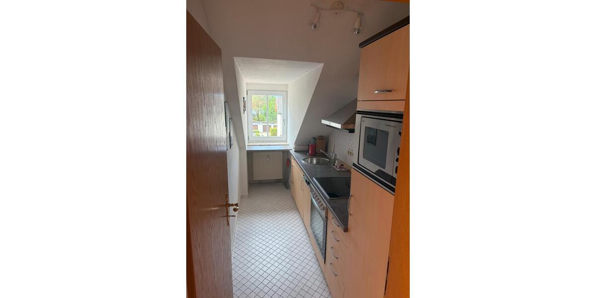 Dachgeschoßwohnung Freilassing - 2 Zimmer, 60 m&sup2;, 256.000&euro; | Angebot:27251236