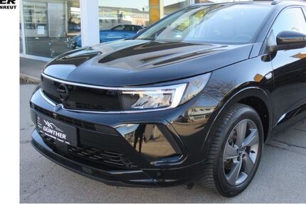 Opel Grandland (X) 23.150 km 21.990 &euro; Traunreut 83301