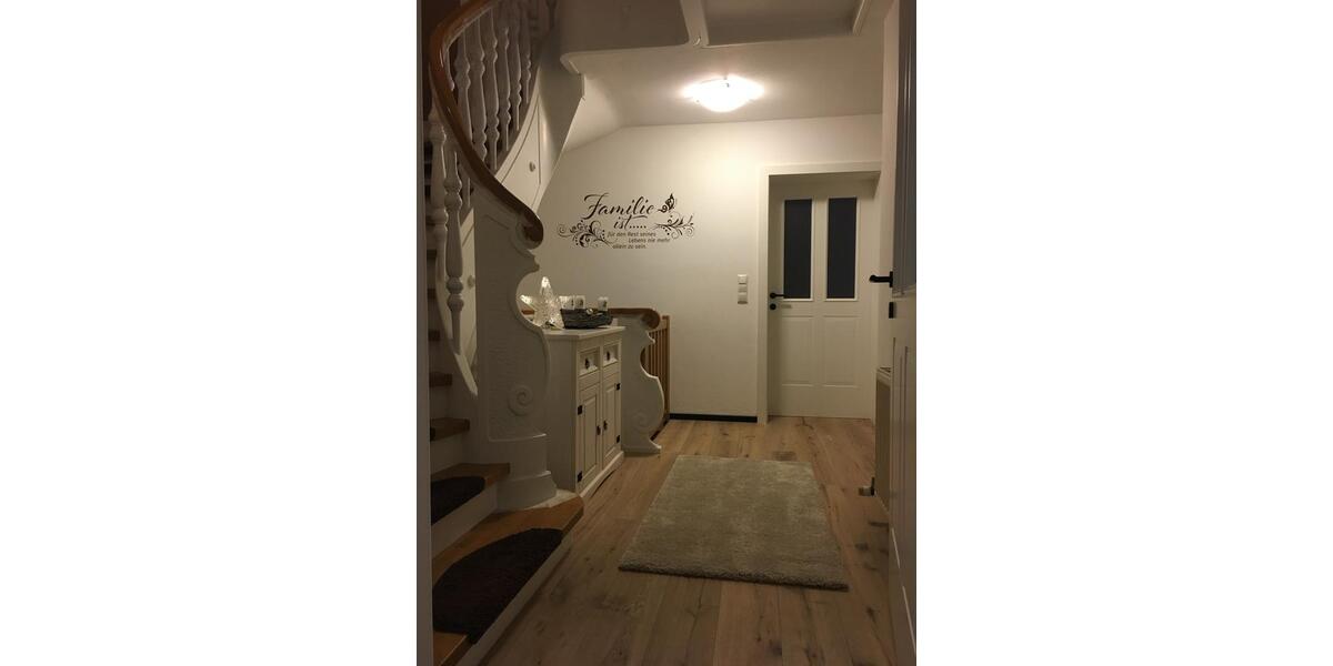 Einfamilienhaus Laufen - 6 Zimmer, 180 m&sup2;, 895.000&euro; | Angebot:24534427