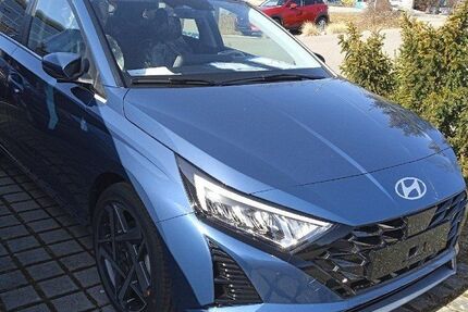 Hyundai i20 3.871 km 22.299 &euro; Traunstein 83278