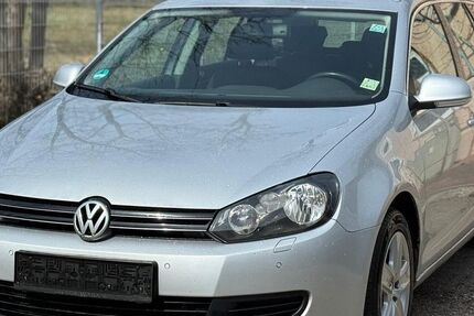 VW Golf 281.622 km 2.990 &euro; Traunwalchen 83374