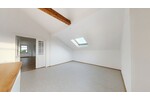 Altbaucharme & Bergblick – 2-Zimmer-Dachgeschoss mit Potenzial für 3 Zimmer in Freilassing - Dachgeschoßwohnung Freilassing Freilassing | Angebot:27620477