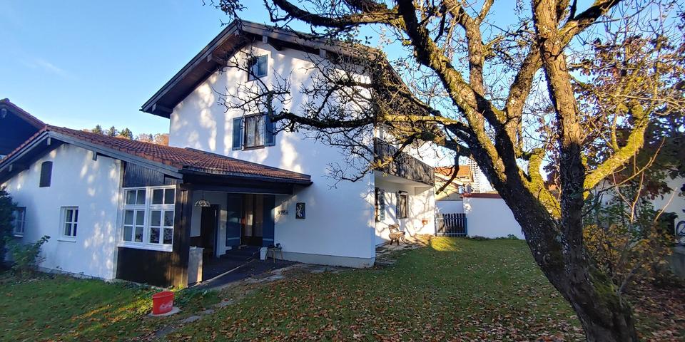 Mehrfamilienhaus, Wohnhaus Frasdorf - 6 Zimmer, 145 m&sup2;, 680.000&euro; | Angebot:26072940