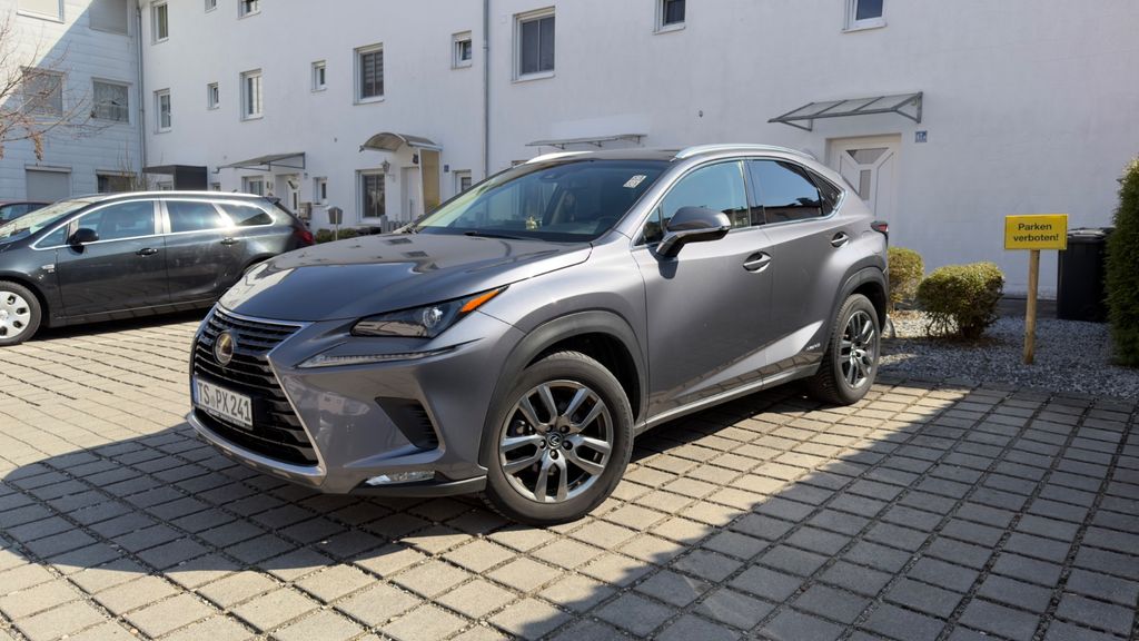 Lexus NX 300 164.000 km 19.900 &euro; Traunreut 83301