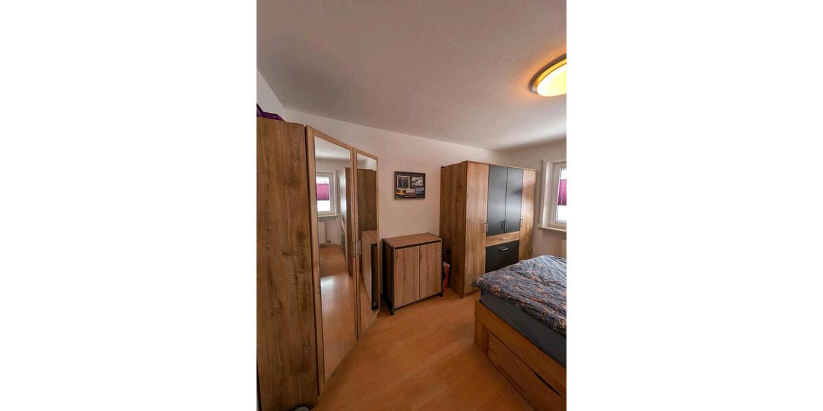 Etagenwohnung Chieming - 3 Zimmer, 100 m&sup2;, 1.125&euro; | Angebot:25129181