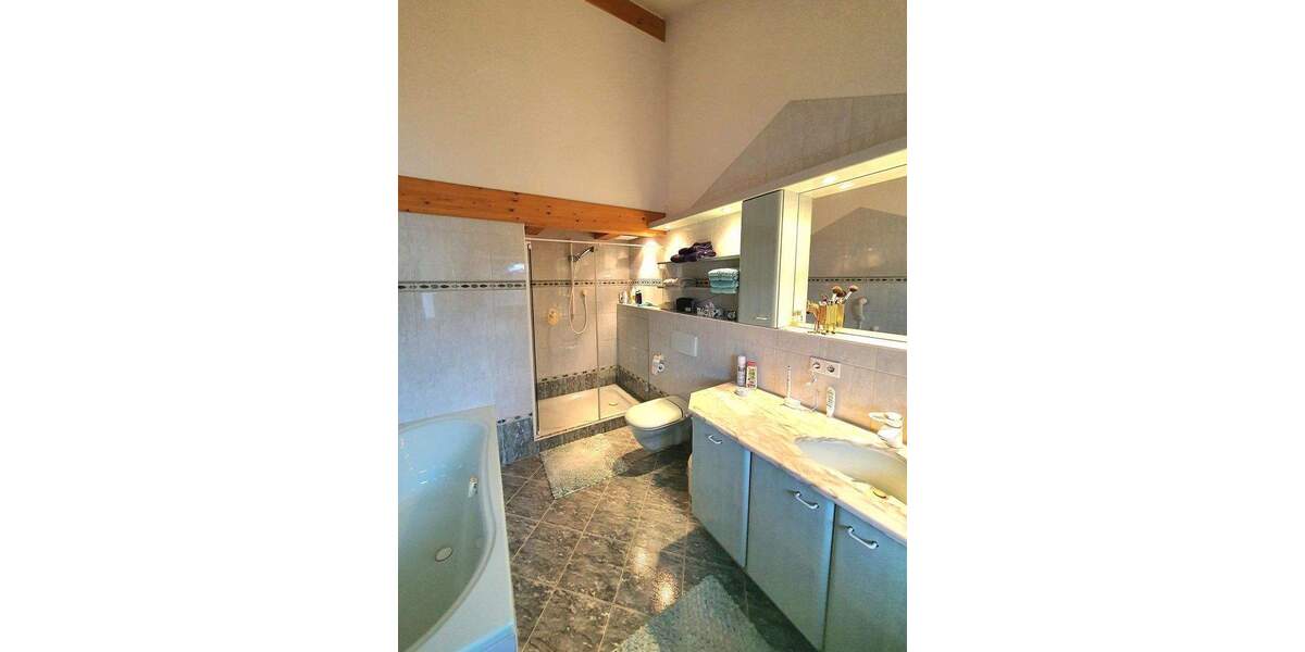 Mehrfamilienhaus, Wohnhaus Halfing - 9 Zimmer, 258 m&sup2;, 1.390.000&euro; | Angebot:25734754