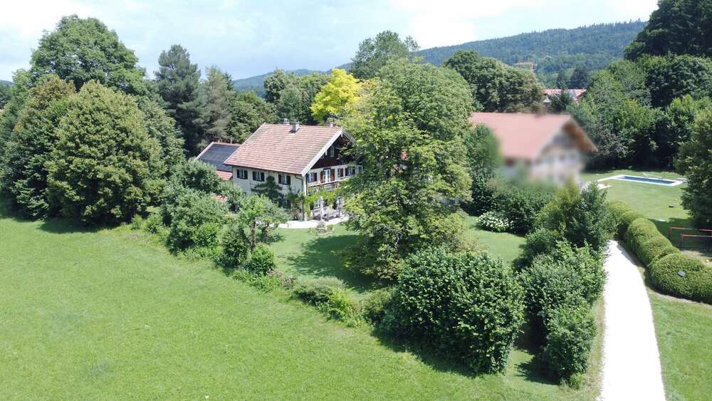 Einfamilienhaus Siegsdorf - 8 Zimmer, 314 m&sup2;, 1.880.000&euro; | Angebot:26059705