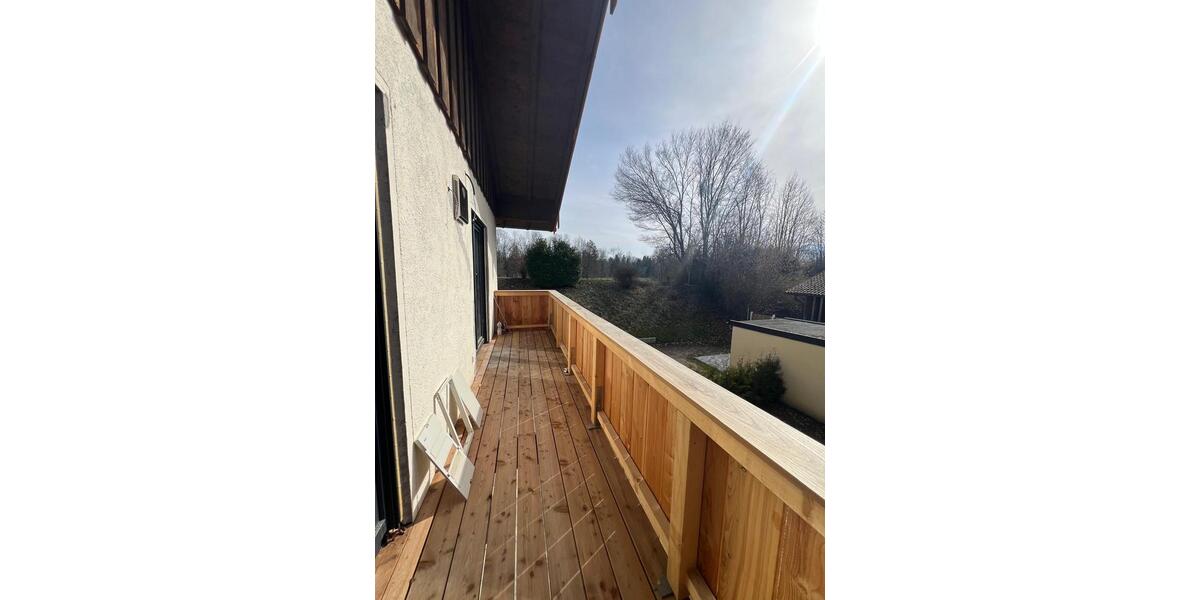 Etagenwohnung Freilassing - 4 Zimmer, 90 m&sup2;, 1.480&euro; | Angebot:25973540