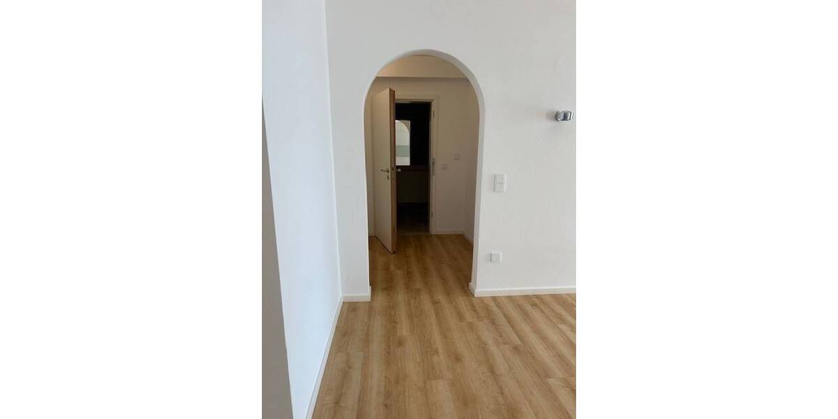 Gewerbeobjekt Bernau am Chiemsee Bernau - 5 Zimmer, 179 m&sup2;, 1.520&euro; | Angebot:25697550