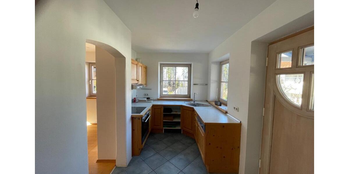 Maisonettenwohnung Bad Endorf - 3 Zimmer, 86 m&sup2;, 1.300&euro; | Angebot:25634211