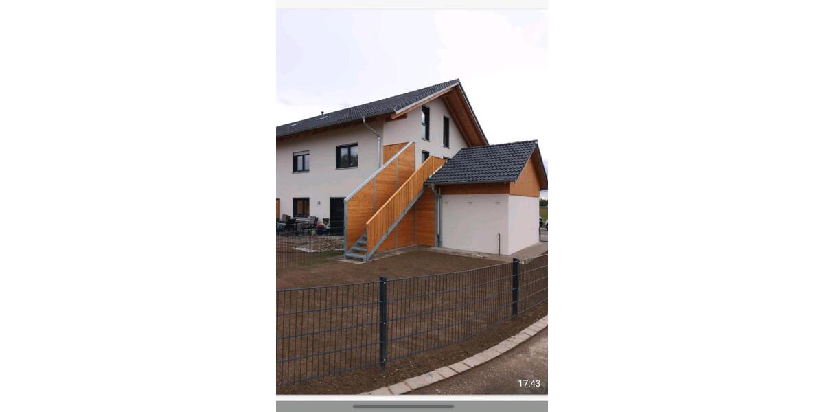 Etagenwohnung Tacherting - 5 Zimmer, 115 m&sup2;, 1.300&euro; | Angebot:26699675