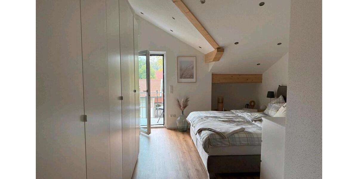 Dachgeschoßwohnung Waging am See Fisching - 3 Zimmer, 96 m&sup2;, 1.350&euro; | Angebot:27593335
