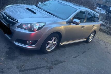 Subaru Legacy 180.000 km 4.600 &euro; Bayerisch Gmain 83457