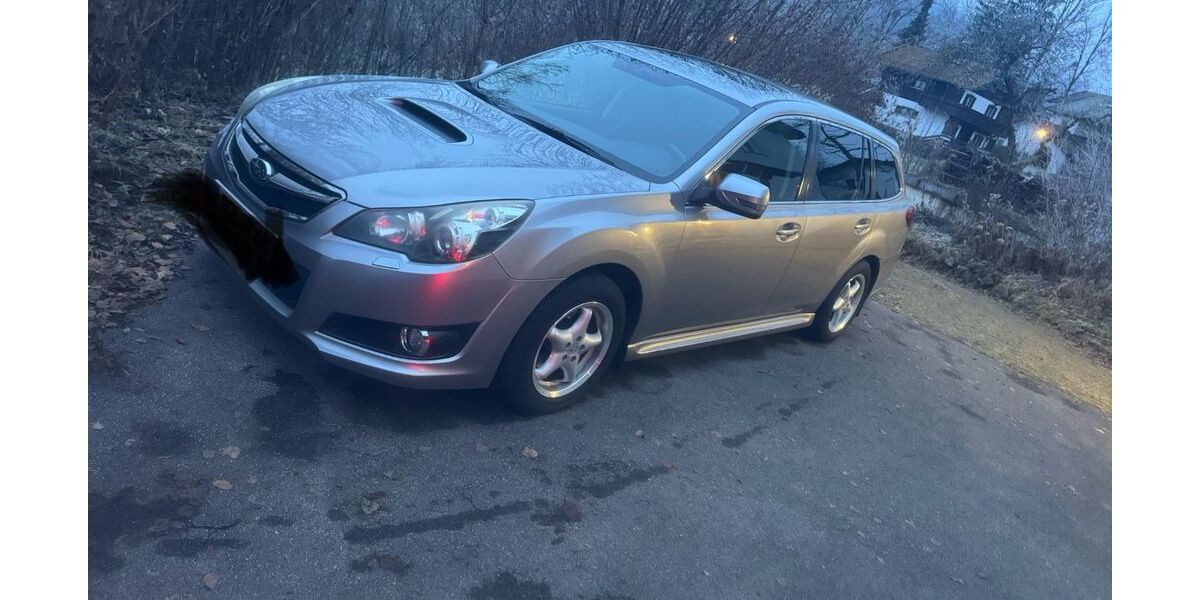 Subaru Legacy 180.000 km 4.600 &euro; Bayerisch Gmain 83457