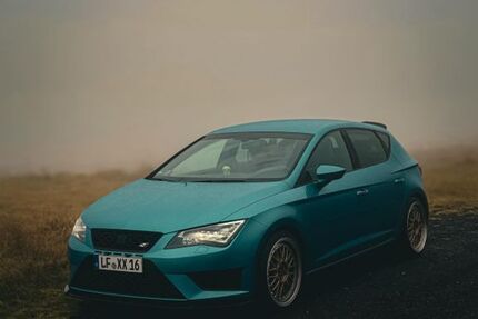 Seat Leon 99.999 km 14.000 &euro; Traunstein 83278