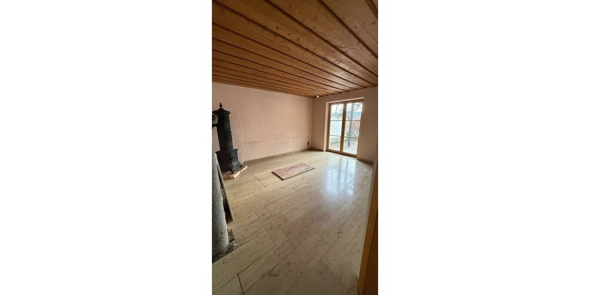 Etagenwohnung Grabenstätt Marwang - 7 Zimmer, 221 m&sup2;, 900.000&euro; | Angebot:26554693