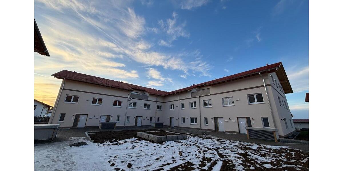 Dachgeschoßwohnung Feichten an der Alz - 4 Zimmer, 89 m&sup2;, 1.215&euro; | Angebot:25481408