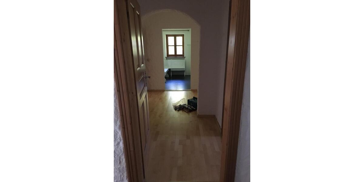 Etagenwohnung Eggstätt - 3 Zimmer, 82 m&sup2;, 1.200&euro; | Angebot:25981918