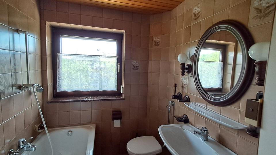Einfamilienhaus Altenmarkt an der Alz - 5.5 Zimmer, 142 m&sup2;, 460.000&euro; | Angebot:27019653