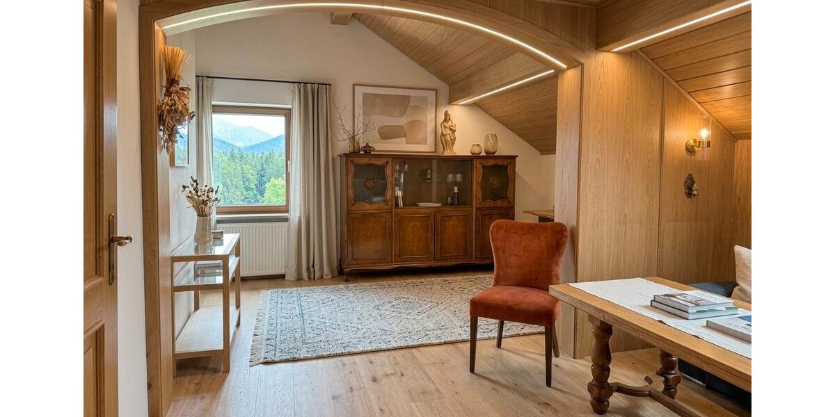 Dachgeschoßwohnung Marquartstein - 3 Zimmer, 76 m&sup2;, 230.000&euro; | Angebot:27598349