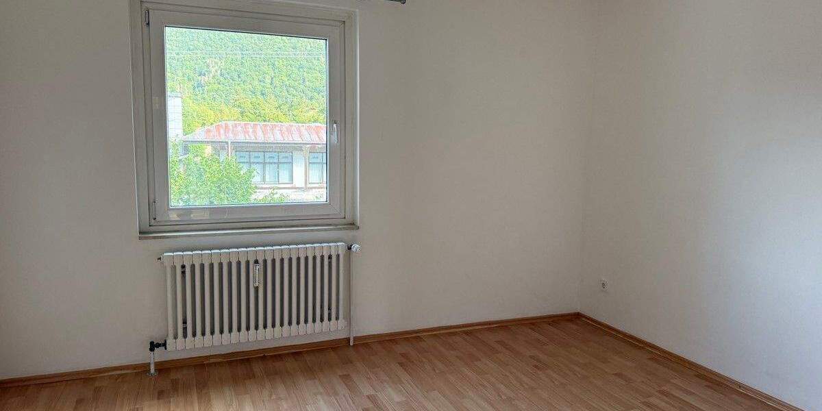 Etagenwohnung Bad Reichenhall - 3 Zimmer, 76 m&sup2;, 305.000&euro; | Angebot:25815367