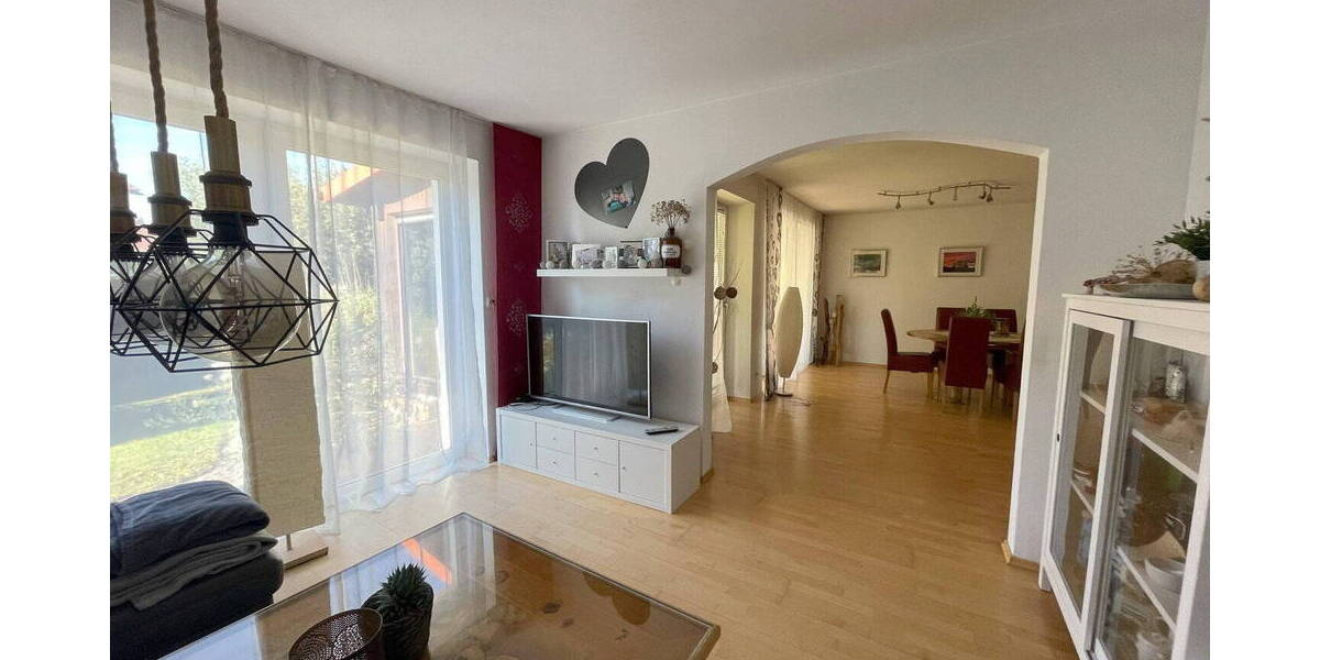 Einfamilienhaus Laufen - 7 Zimmer, 212 m&sup2;, 929.000&euro; | Angebot:25996834