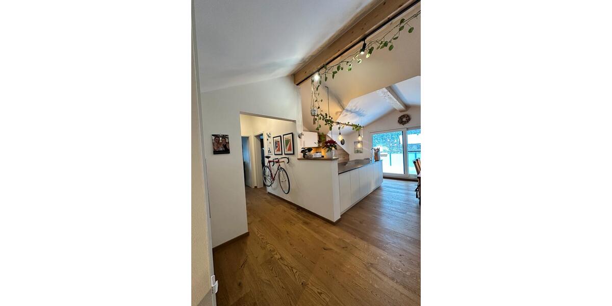 Dachgeschoßwohnung Teisendorf Hausmoning - 4 Zimmer, 108 m&sup2;, 649.000&euro; | Angebot:25859963