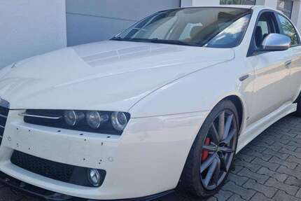 Alfa Romeo 159 152.652 km 15.987 &euro; Tacherting 83342