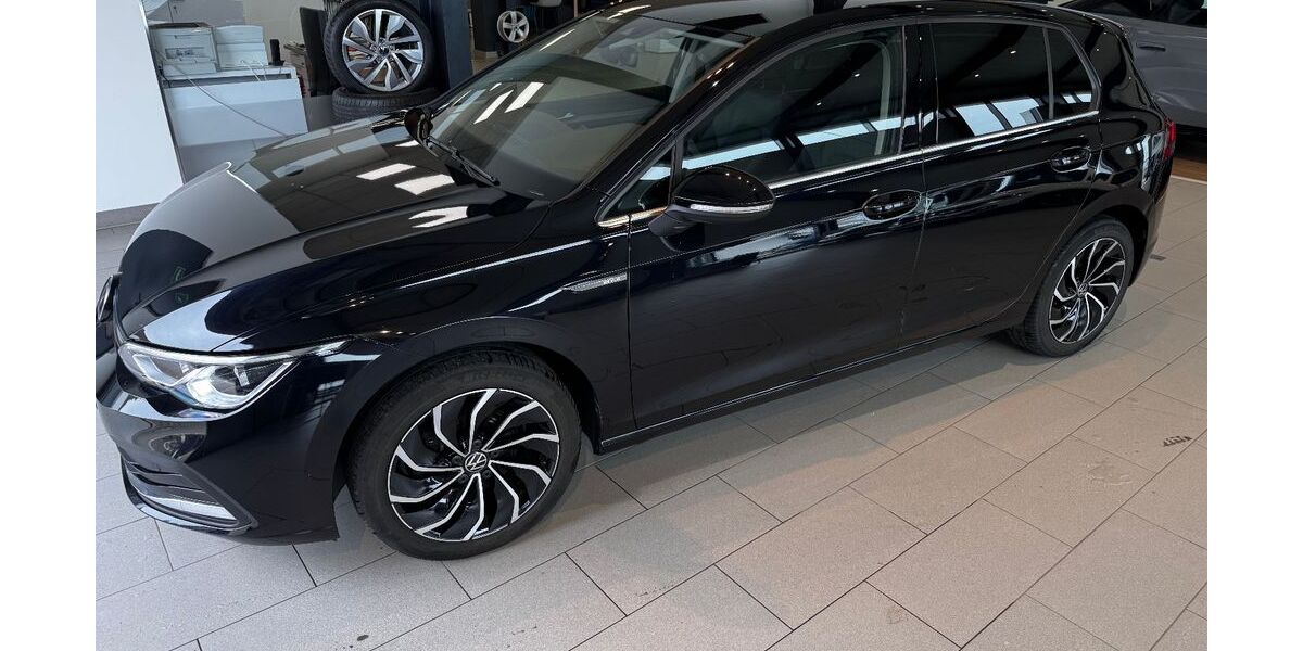 VW Golf 147.930 km 15.490 &euro; Bad Endorf 83093